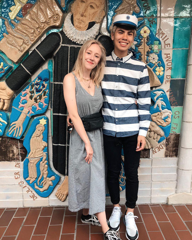 Trong số đó, Simoe hay khoe khoảnh khắc hạnh phúc cùng bạn trai tên Kevin Kankoed Petersen – một anh chàng con lai Âu – Á và hơn cô 3 tuổi.