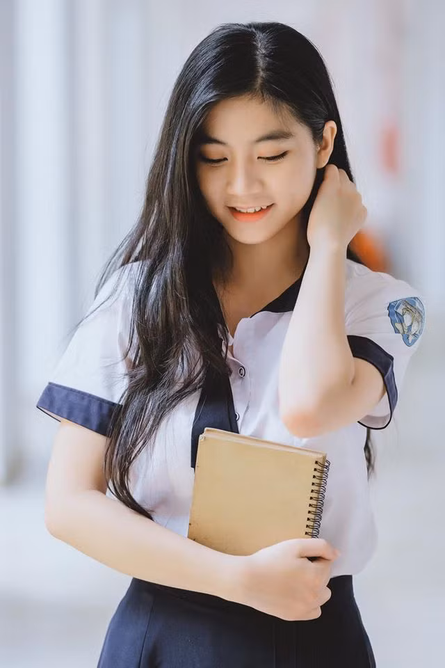 Cái tên Nam Phương của hot girl Sài thành khiến nhiều người nhắc nhớ tới vị Hoàng hậu biểu tượng sắc đẹp một thời của phụ nữ Việt.