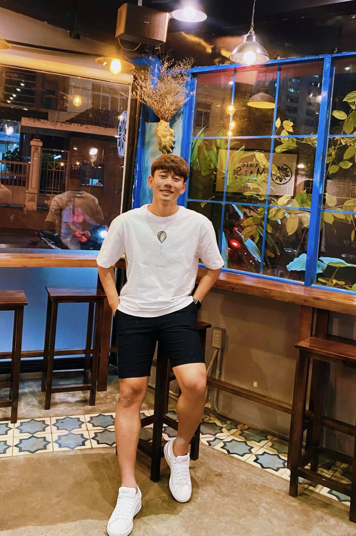 Minh Vương là một quân bài khó lường của HLV Park Hang Seo. Khi góp mặt trong các giải đấu của V.League, anh luôn thể hiện lối chơi đơn giản mà hiệu quả. Mỗi cú chuyền bóng của anh đem đến cảm giác khá chắc chắn, không quá ngẫu hứng như cách một số cầu thủ của Hoàng Anh Gia Lai thể hiện.