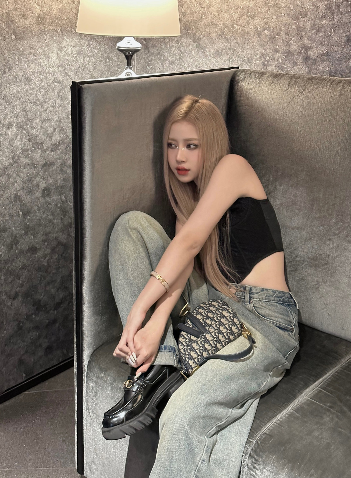 Huyền Diệu cũng cho biết thêm, thời điểm này cô cũng không quá vội vàng trong việc hẹn hò vì muốn dành thời gian nhiều hơn cho sự nghiệp.