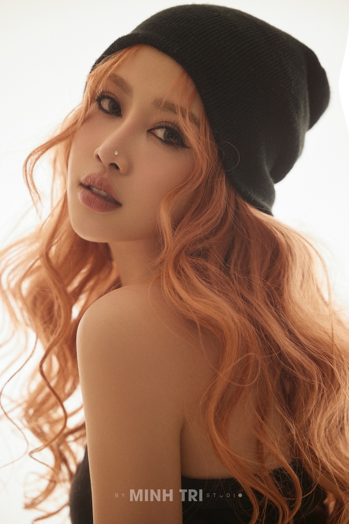 Thời điểm đó, phát ngôn của Huyền Diệu ngay lập tức "gây bão" trên nhiều diễn đàn mạng xã hội với hàng loạt bình luận tự ứng cử bản thân vì đã thừa tiêu chuẩn mà gái xinh đưa ra.