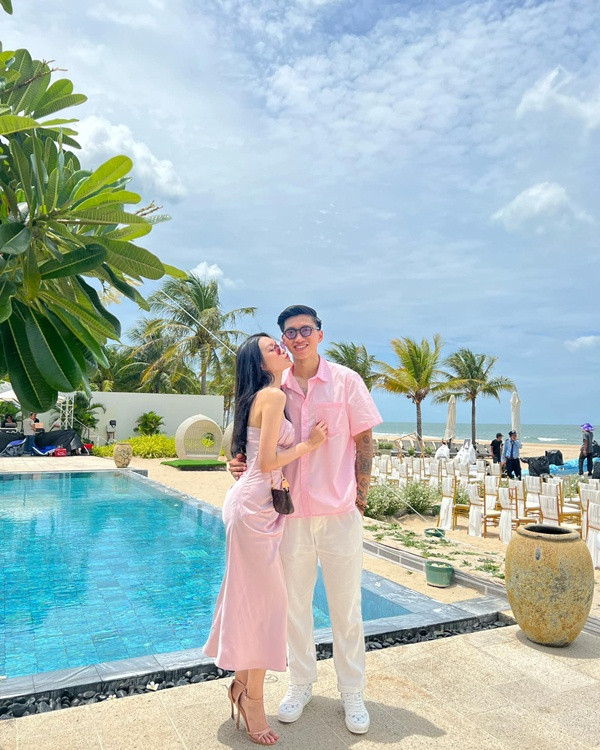 Tuyển thủ đội tuyển Việt Nam cho biết, dù Doãn Hải My được sinh ra và lớn lên ở thành phố nhưng lại rất đảm đang và hiểu chuyện.