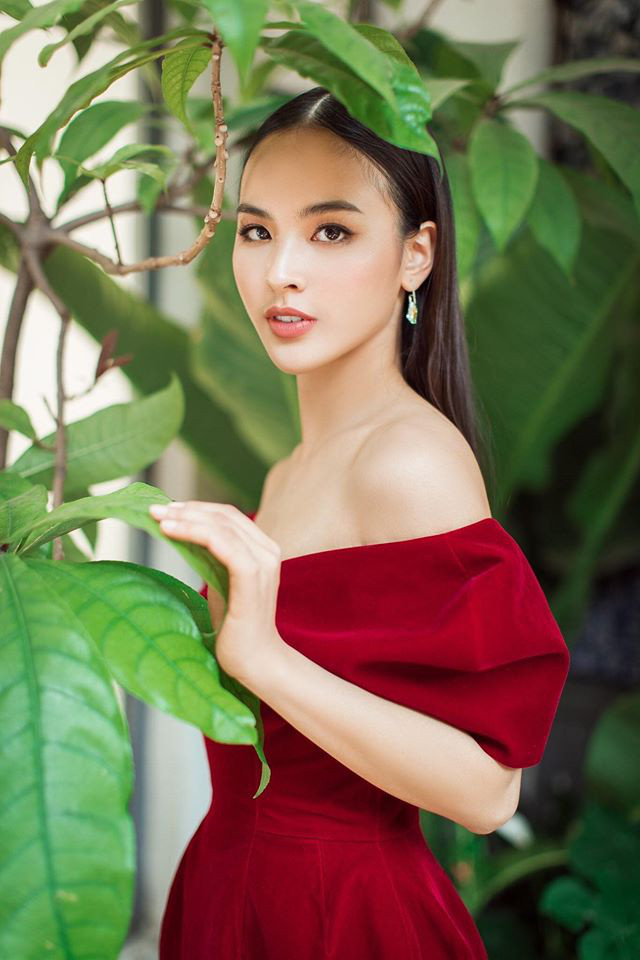 Chia sẻ về cách khác phục của mình, Quỳnh Nga cho biết: "Tôi nghĩ, những sự cố như thế khó mà tránh được vì một tuần cũng lên sóng khá nhiều. Quan trọng là mỗi ngày phải biết cố gắng làm sao để hoàn thiện nhất."