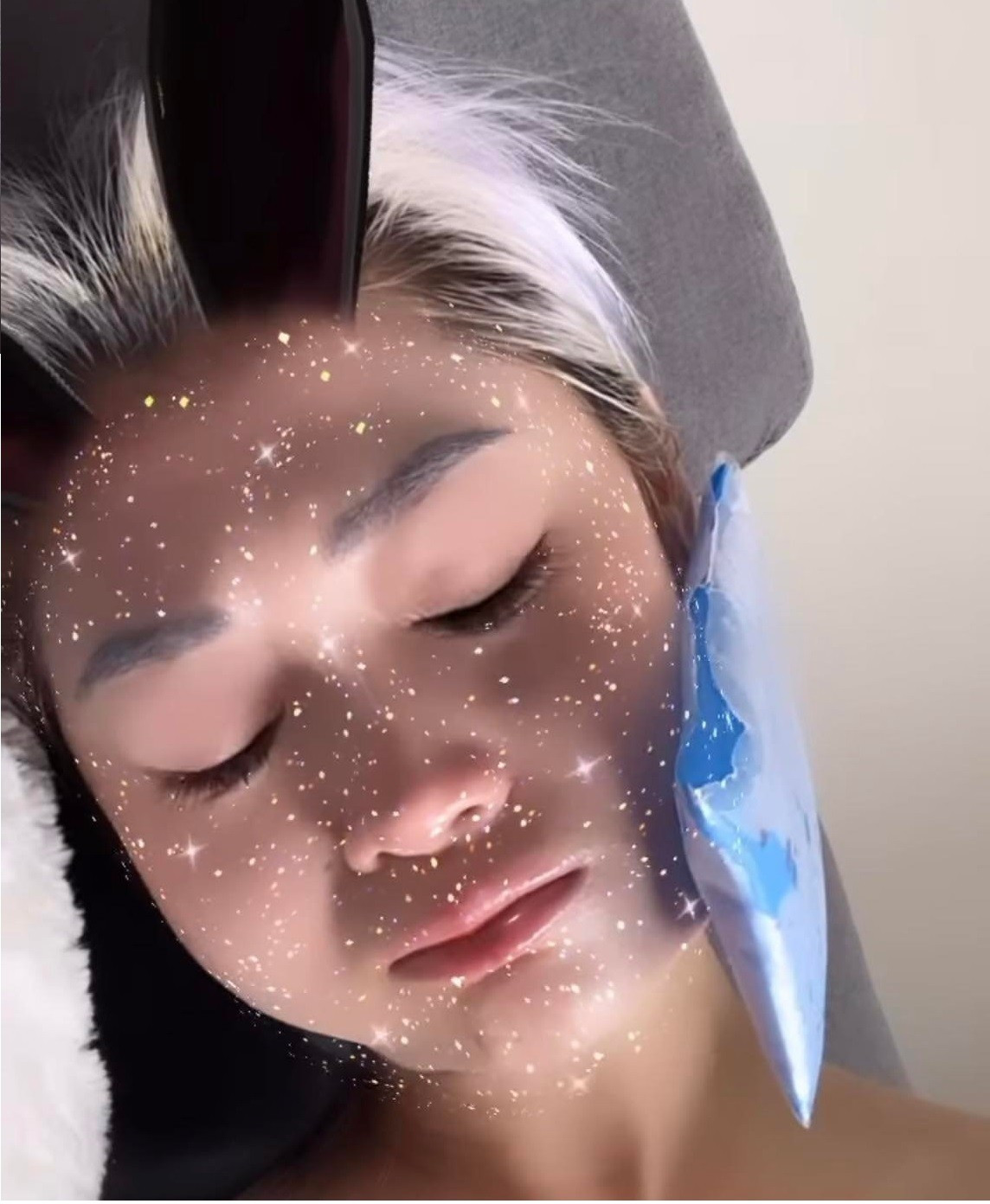 Nữ streamer Hảo Thỏ nổi tiếng có nhan sắc ưa nhìn, cùng phong cách sexy, gợi cảm nhưng cũng đầy cá tính.