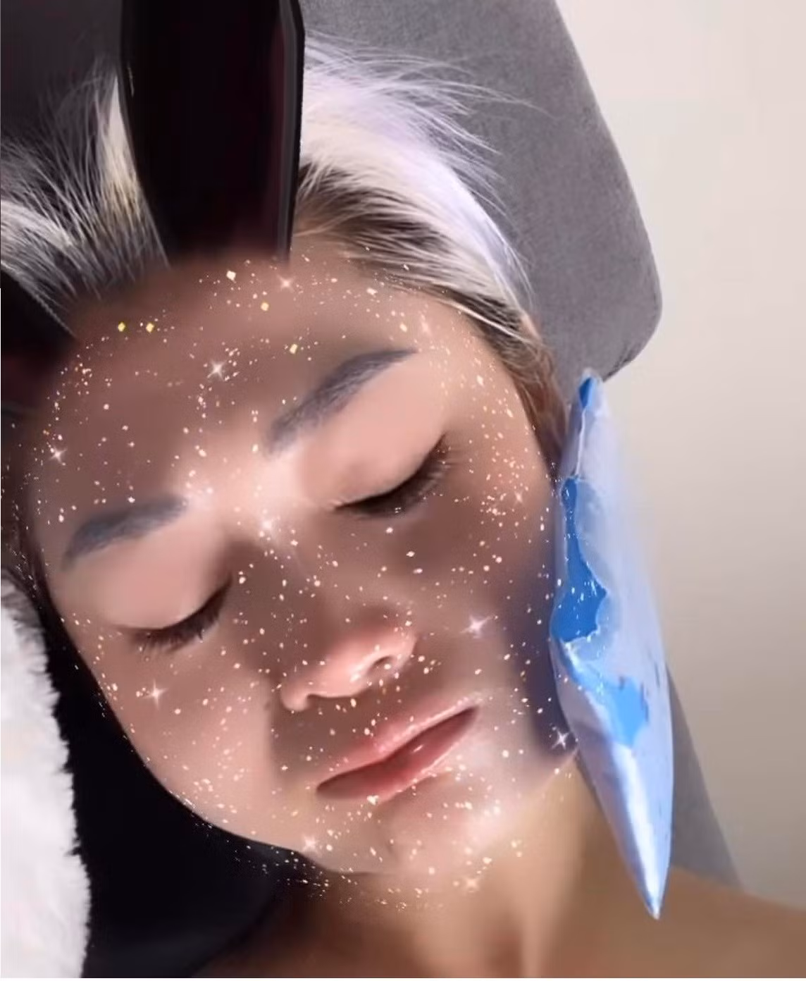 Nữ streamer Hảo Thỏ nổi tiếng có nhan sắc ưa nhìn, cùng phong cách sexy, gợi cảm nhưng cũng đầy cá tính.