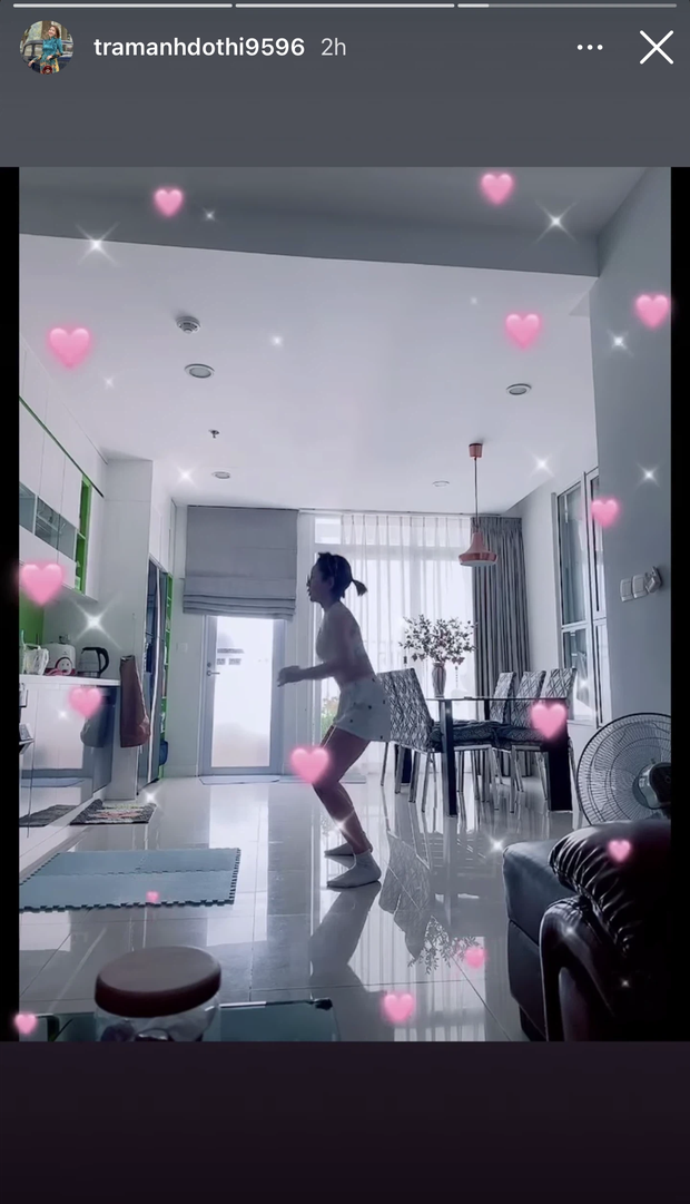 Đường đua lấy lại vóc dáng sau Tết còn gọi tên Trâm Anh.