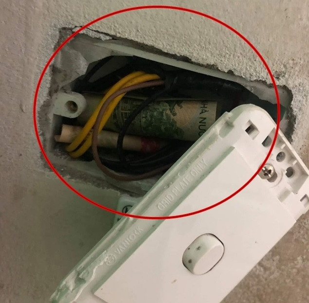 Câu chuyện chồng giấu vợ lập quỹ đen đang trở thành đề tài nóng trên mạng xã hội. Trong một diễn đàn cả triệu thành viên, các chị em đã thi nhau khoe "thành tích" tìm được chỗ giấu tiền của chồng.