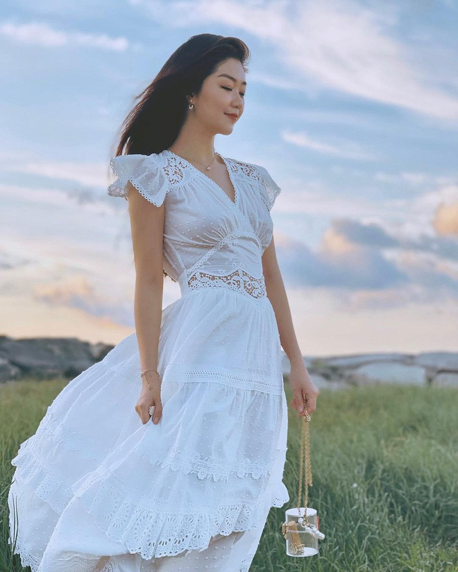 Sau khi được đồng nghiệp tag vào đoạn clip này, Nam Phương cũng xuất hiện ở phần bình luận, tung hứng cùng My Phạm và người làm clip.