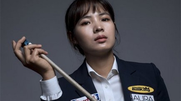 Sruong Pheavy thi đấu chuyên nghiệp từ năm 2017 và nhanh chóng vươn tầm thế giới ở nội dung carom 3 băng.