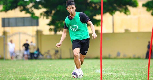 CLB Công an Hà Nội, nơi Phan Văn Đức đang thi đấu cũng gửi lời chúc mừng sinh nhật tới anh cũng như chúc mừng cho sự thành công của ca phẫu thuật: "Một sinh nhật đặc biệt của Phan Văn Đức. Tin vui đến khi Đức thực hiện thành công ca phẫu thuật tại Singapore. Chúc cho Đức 'cọt' có thể sớm bước vào quá trình hồi phục và trở lại với đội hình của CLB Công an Hà Nội".