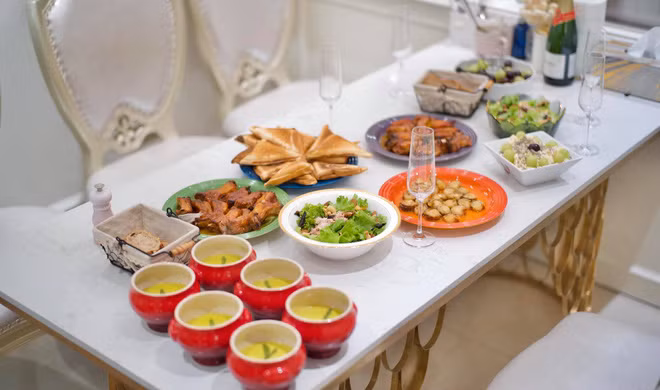 Những bữa ăn nhà Diệp Chi rất đa dạng và có màu sắc bắt mắt, đảm bảo chinh phục được cả người khó tính nhất.