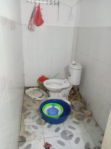 Trên thực tế, đây không phải trường hợp đầu tiên bị lên án vì lối sống bừa bộn bẩn thỉu.