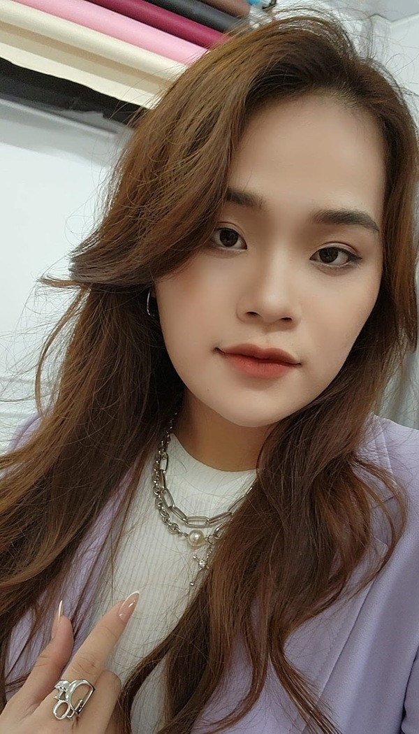 Sau 3 năm kể từ khi chiến thắng tại Thách thức danh hài, “Thánh Sún” Ngân Thảo đã có màn “lột xác” đầy ngoạn mục.