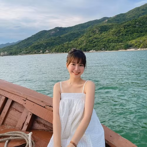 Hiện Mẫn Tiên là người mẫu ảnh, blogger thời trang với hơn một triệu người theo dõi.