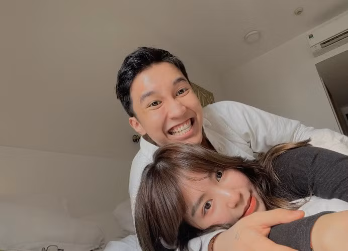 Hot girl Mẫn Tiên và chồng sắp cưới đều là những tên tuổi trong giới trẻ. Ảnh: FBNV