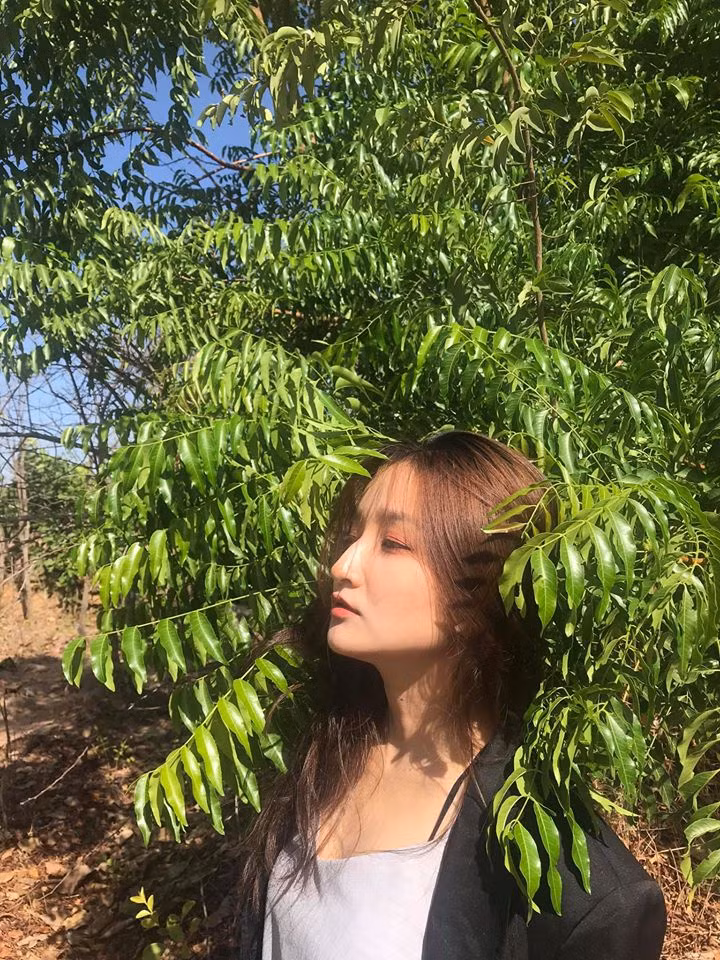 Vốn là thân nữ nhi lại là số hiếm trong khoa nên Mỹ Phượng nhận được khá nhiều sự giúp đỡ từ các bạn trong lớp cũng như thầy cô giảng viên và nhà trường.