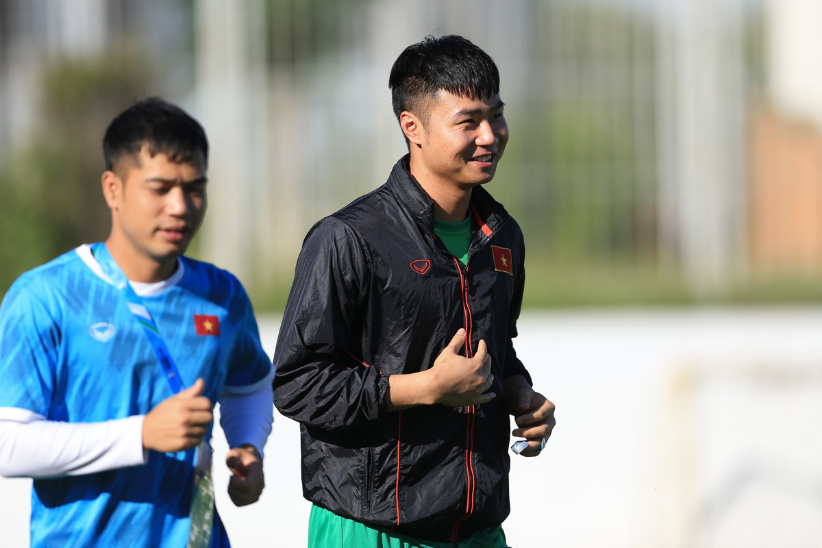 Chính sự sai lầm trong việc phán đoán hướng bóng của Văn Toản đã khiến các cầu thủ U23 Việt Nam đánh rơi chiến thắng đầy đáng tiếc trước đại kình địch trong khu vực ĐNÁ là U23 Thái Lan.