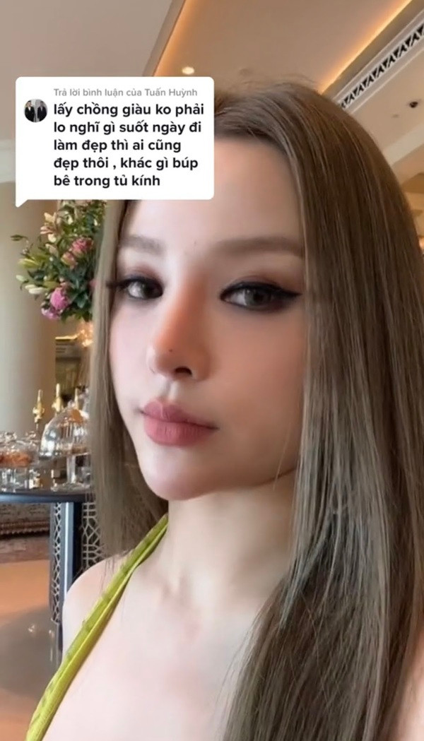 Trước lời "xóc xiểm" chói tai, nàng cựu hot girl làm clip phản pháo: "Tiêu chuẩn đầu tiên của nhà chồng: Không cần biết nội trợ nhưng phải giỏi business (kinh doanh)".