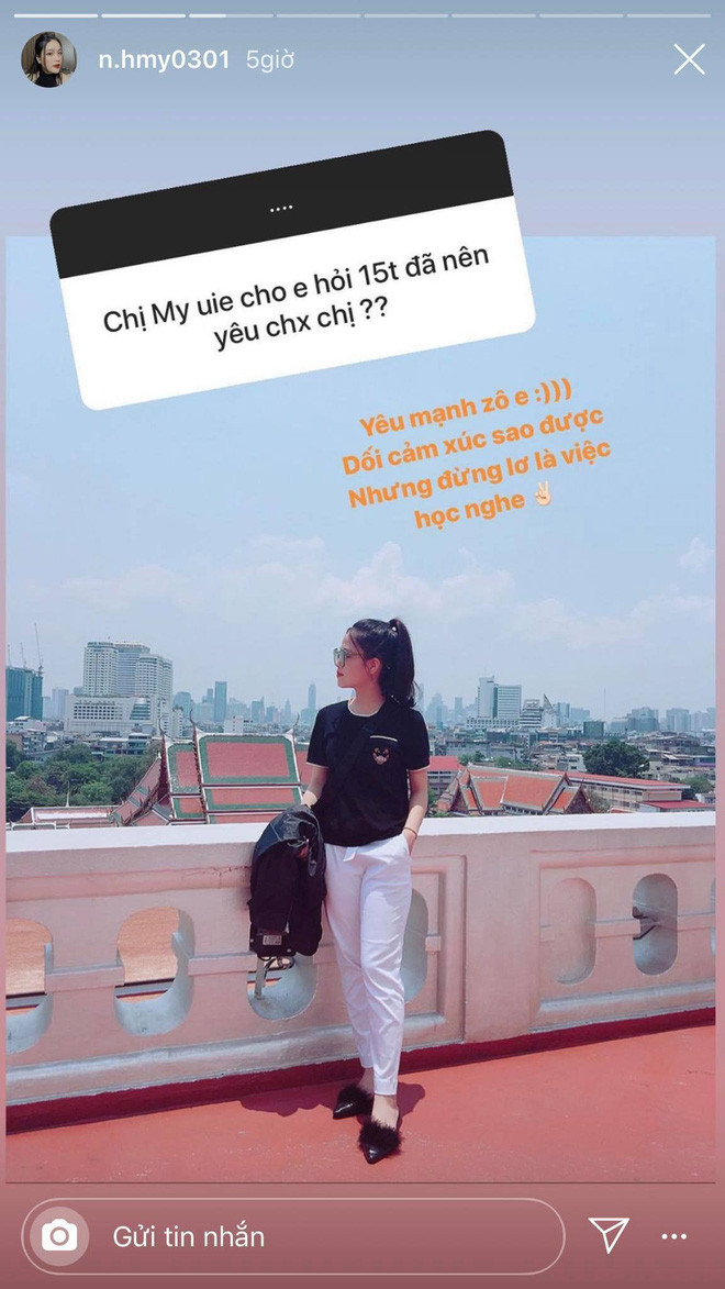 Ngoài ra Huyền My cũng chia sẻ thêm các quan điểm khác về yêu đương như mối tình năm 17 tuổi hay 15 tuổi đã nên yêu chưa.