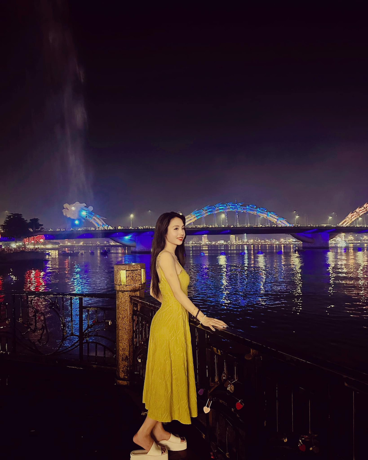 Bên cạnh đó, nữ cầu thủ đội tuyển Việt Nam cũng tập luyện nhiều bộ môn khác như đạp xe, bơi lội,...