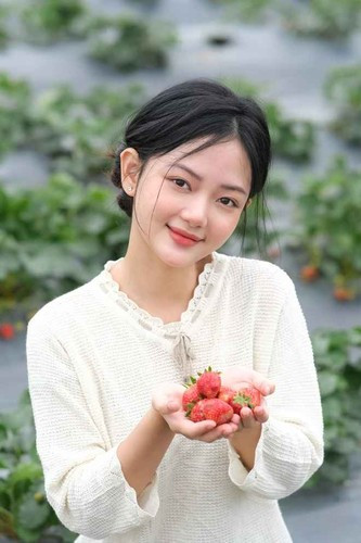 Do vùng nông thôn ngày một phát triển, cuộc sống sung túc nên những khung cảnh, vật dụng quen thuộc thời xưa cũng vì thế mà không còn nhiều. Làm sao để tìm được những góc quay, đạo cụ ưng ý và chân thật là vấn đề lớn nhất trong mỗi video của kênh.