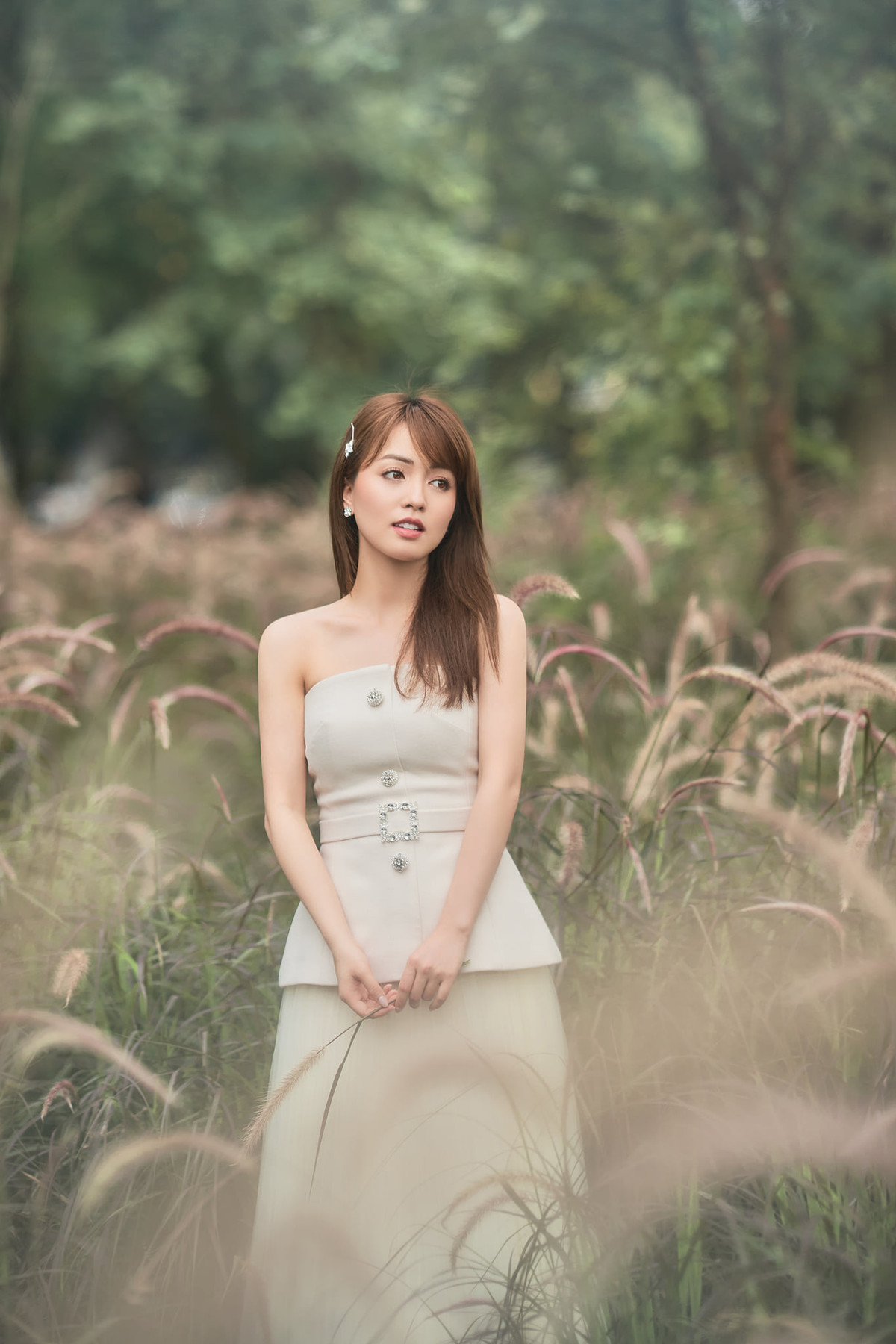 Hồ Liên tốt nghiệp ngành Y dược vào năm 2018. Cô nàng sau đó không theo đuổi ngành nghề mình đã học mà trở thành một KOL.