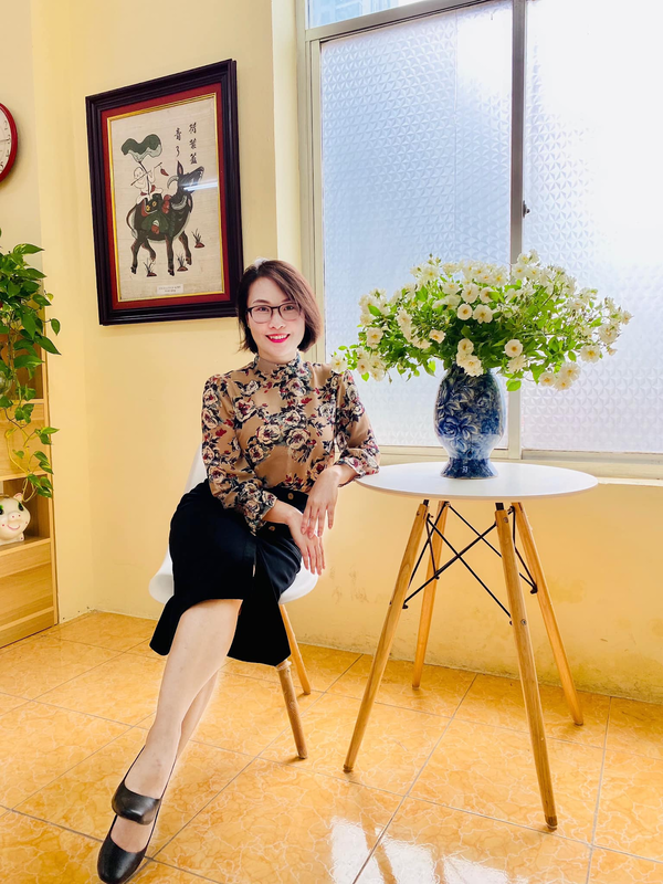 Nữ MC Đường lên đỉnh Olympia từng tiết lộ rằng thời đi học, chị cả của mình có thành tích học tập “cực khủng”, luôn đạt thủ khoa trong các lần bảo vệ luận án. Cũng chính vì thế mà chị gái là nguồn cảm hứng và động lực để Khánh Vy cố gắng trên hành trình chinh phục tri thức.