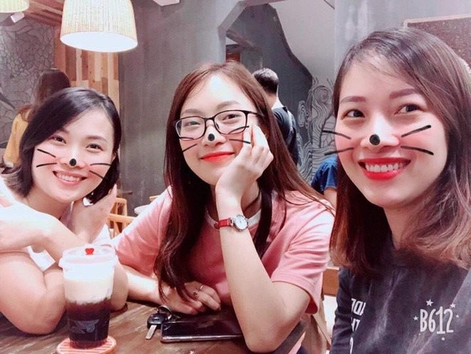 Bên cạnh đó, Khánh Vy còn thành công trong nhiều lĩnh vực khác như diễn giả, YouTuber, TikToker, đại sứ cho các thương hiệu…