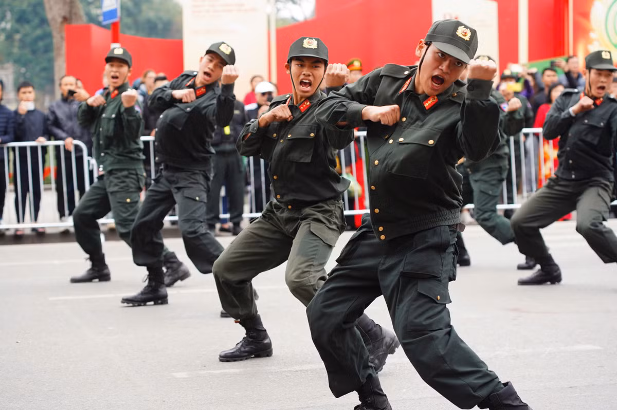 Điểm nhấn của chương trình là Gala âm nhạc "Vinh quang CAND Việt Nam" sẽ diễn ra vào tối 9/3 tại Quảng trường Đông Kinh Nghĩa Thục, quận Hoàn Kiếm, TP Hà Nội.