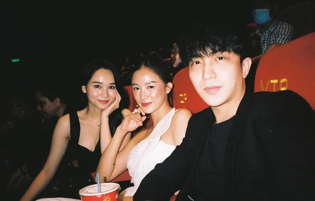 Hot girl Hà thành tập làm "người chơi hệ máy film", netizen ngã ngửa Hot girl Ha thanh tap lam