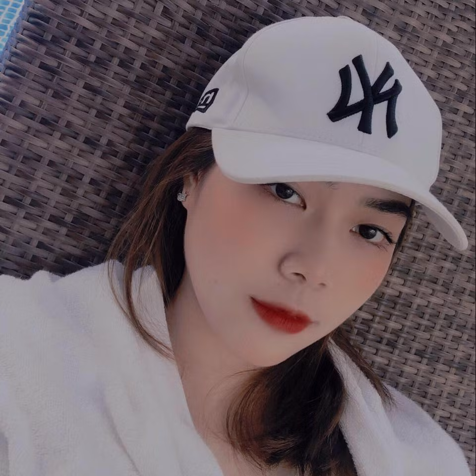 Do lịch trình tập luyện và di chuyển thi đấu khá nhiều nên Ngọc Châm chưa có thời gian để thỏa mãn đam mê du lịch, khám phá nhiều vùng đất mới của mình.