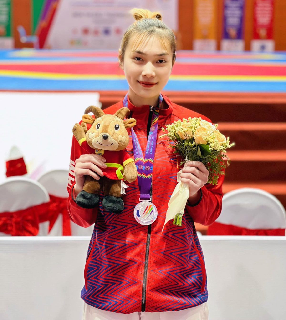 Lần đầu tiên tham dự sân châu cấp châu lục, Ngọc Châm đã gây chú ý khi cùng các đồng đội Lý Hồng Phúc, Phạm Minh Bảo Kha và Bạc Thị Khiêm giành HCĐ nội dung đồng đội hỗn hợp nam nữ môn taekwondo.