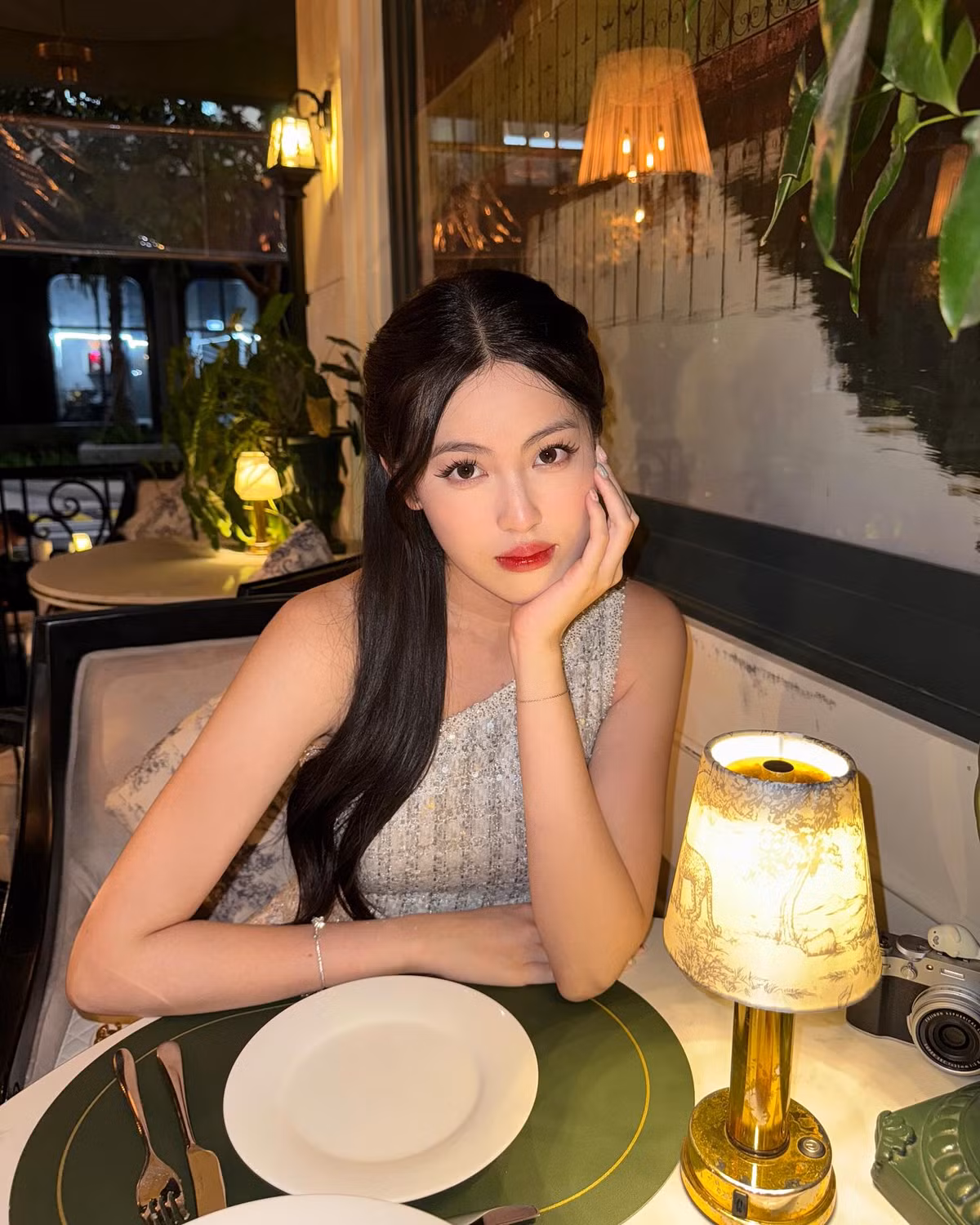 Dù không trực tiếp tham gia hoạt động nghệ thuật, Tăng Mỹ Hàn vẫn sở hữu lượng người theo dõi ấn tượng trên các nền tảng, không kém gì các nghệ sĩ nổi tiếng.