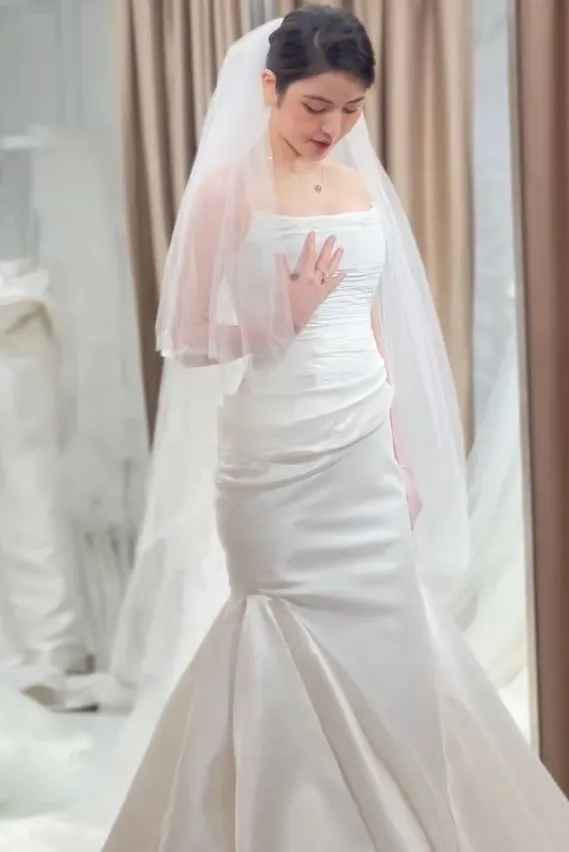 Sau đó tổ chức một lễ ăn hỏi linh đình, cô dâu Chu Thanh Huyền đã có cái tết đầu tiên về làm dâu nhà Hải "con".