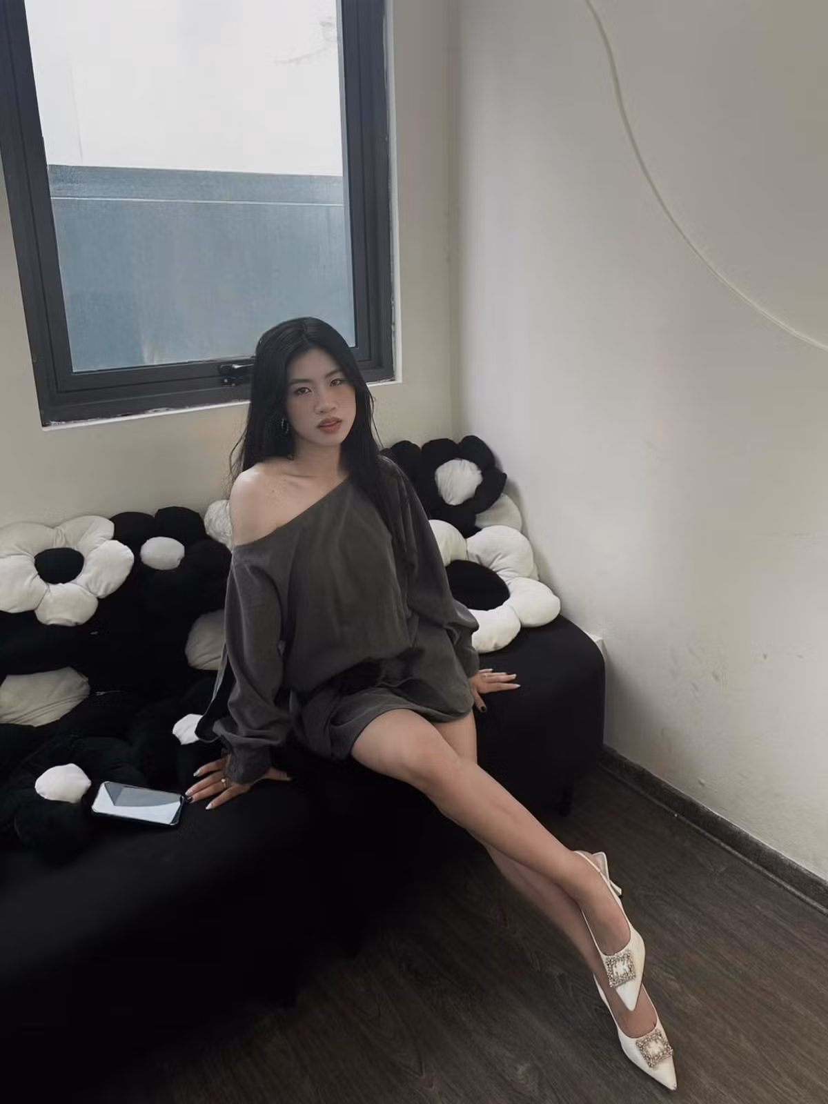 Người hâm mộ đánh giá Thanh Nhã ngày một xinh đẹp.