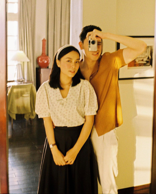 Cách đây không lâu, Hà Trúc cũng ngậm ngùi chia sẻ chuyện tăng cân chóng mặt, đến nỗi chỉ 3 tháng mà cả chục người hỏi chuyện bầu bì.