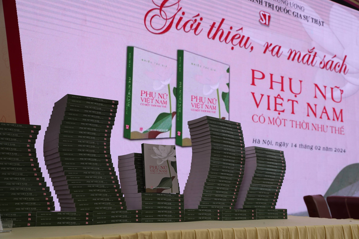 Nhiều đầu sách mới được các tác giả và nhà xuất bản ra mắt dịp xuân Giáp Thìn 2024.