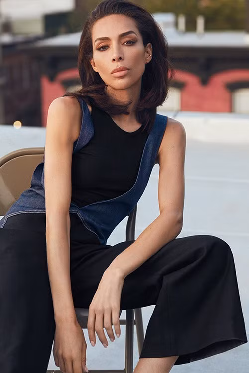 Ines Rau cũng là người mẫu chuyển giới đầu tiên xuất hiện trên trang bìa tạp chí Playboy.