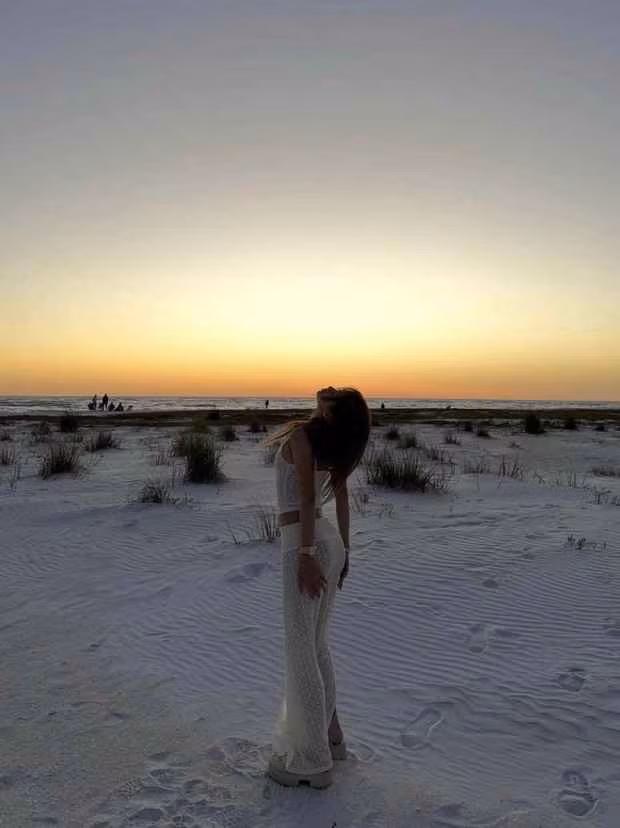 Cô nàng hot girl của làng TDDC Việt Nam khoe trọn vóc dáng đầy đặn, gợi cảm.