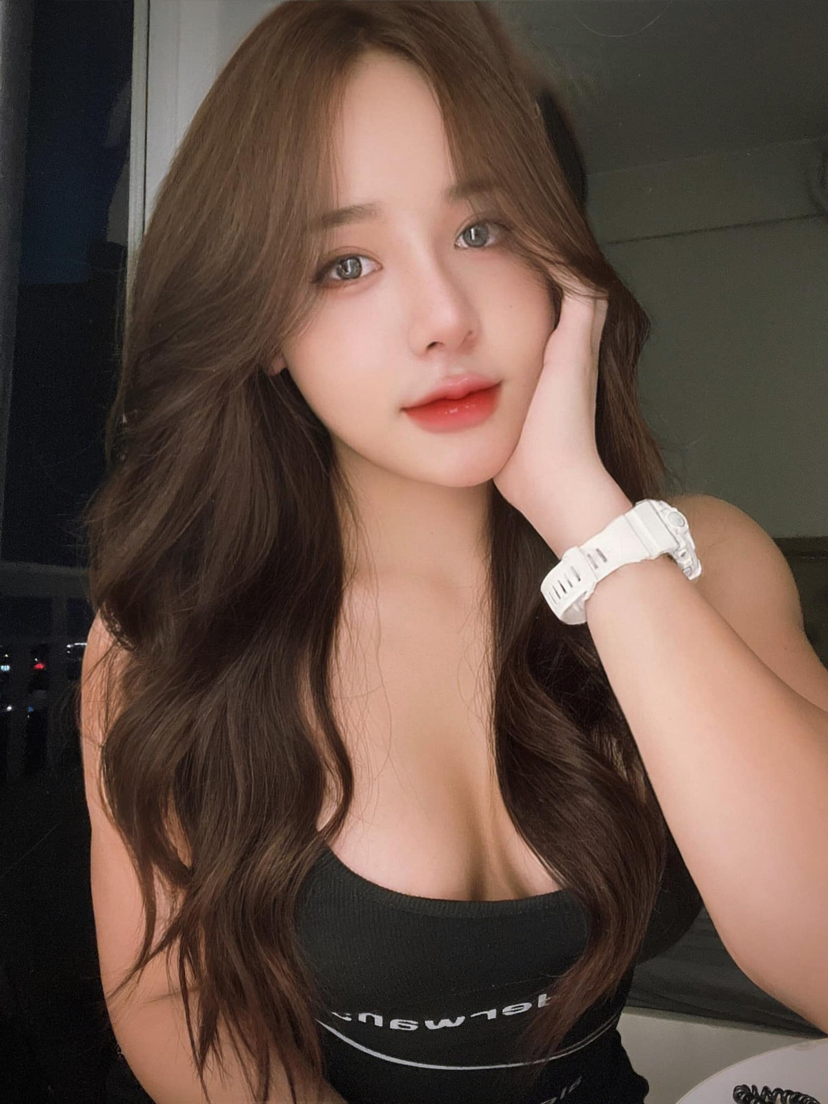 Hiểu được chỉ có thể thao mới là cách giảm cân tốt và giúp cơ thể khỏe mạnh, người đẹp quê Thanh Hóa tìm đến Gym và “lột xác” hoàn toàn.