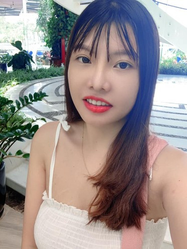 Cách đây ít ngày, con trai hiện tượng mạng họ Quách vừa tròn 1 tuổi. Trên trang cá nhân, Phượng đã chia sẻ loạt hình về sinh nhật hoành tráng của quý tử.