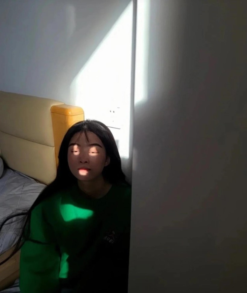 Trong khi vợ muốn xinh lung linh thì chồng bạn sẽ cho thấy khả năng chụp ảnh "thần sầu" - nhìn mà thất thần, sầu đời của mình.