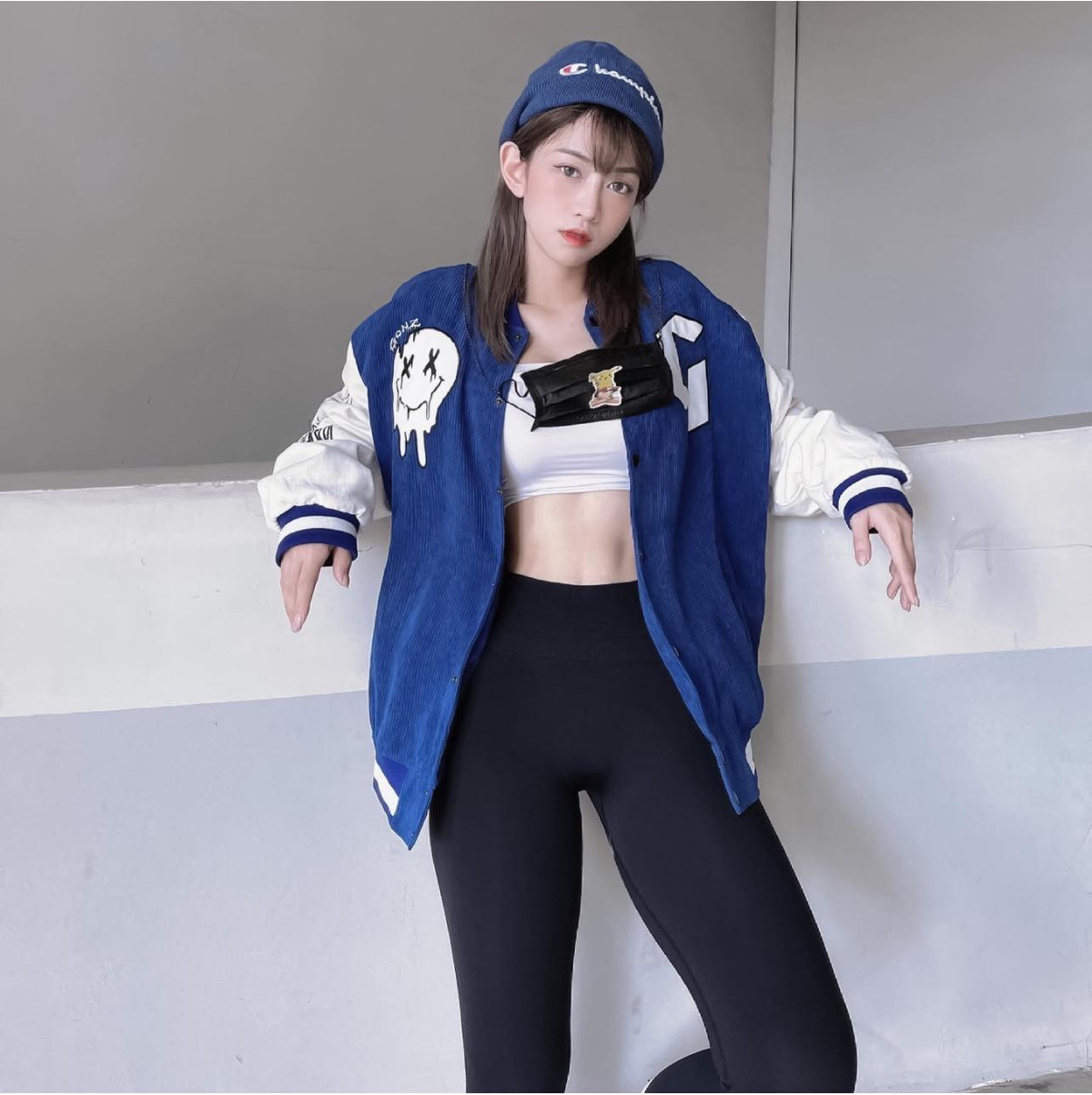 Lê Bống - một trong những hot girl tai tiếng bậc nhất showbiz, xuất hiện lần nào là lần nấy kéo theo cả loạt chỉ trích từ cộng đồng mạng.