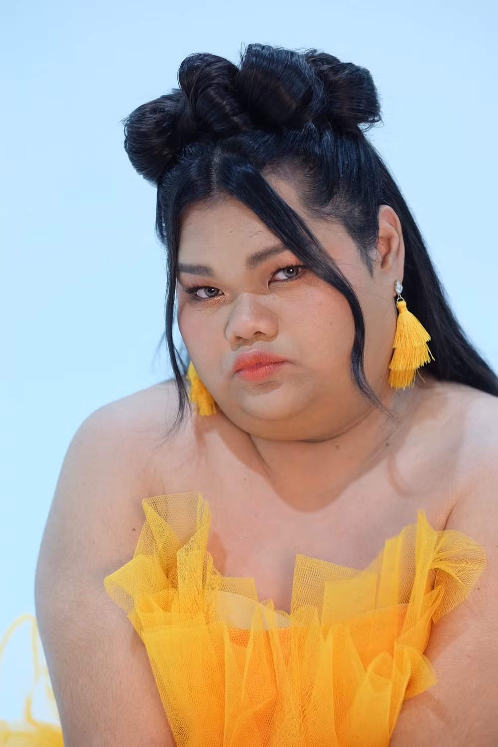 Ở hiện tại, Happy Polla thường xuyên nhận những lời bình phẩm và cả chỉ trích từ người xem. Hầu hết đó đều là ý kiến không hay về ngoại hình.