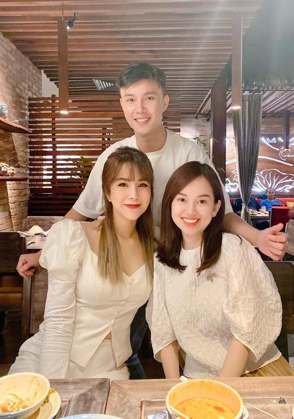 Khi đó Diệp Lâm Anh có viết: "Chúng ta cứ đi tìm chữ CÔNG BẰNG nhưng thực sự tạo hoá đã sinh ra nam nữ không có công bằng đâu. Vì đàn ông đâu có mang bầu. Bởi vậy trong tình yêu dù có đúng sai thế nào thì phụ nữ vẫn mang bầu mà. Phụ nữ mang bầu thì cần có người chăm sóc và yêu thương. Không phải ai khác mà cần nhất là tình yêu của cha đứa bé...