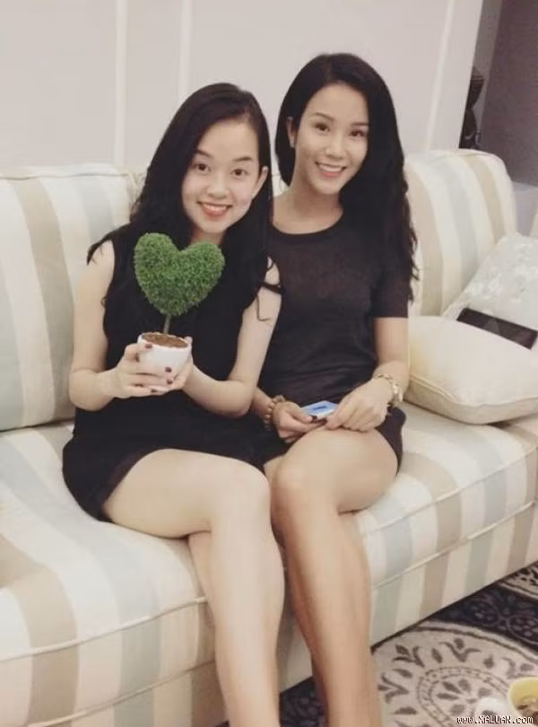 Trước đó, khi Ly Kute vướng ồn ào với chân sút Việt kiều, trong khi nữ chính chọn cách im lặng thì Diệp Lâm Anh ra mặt bênh vực.