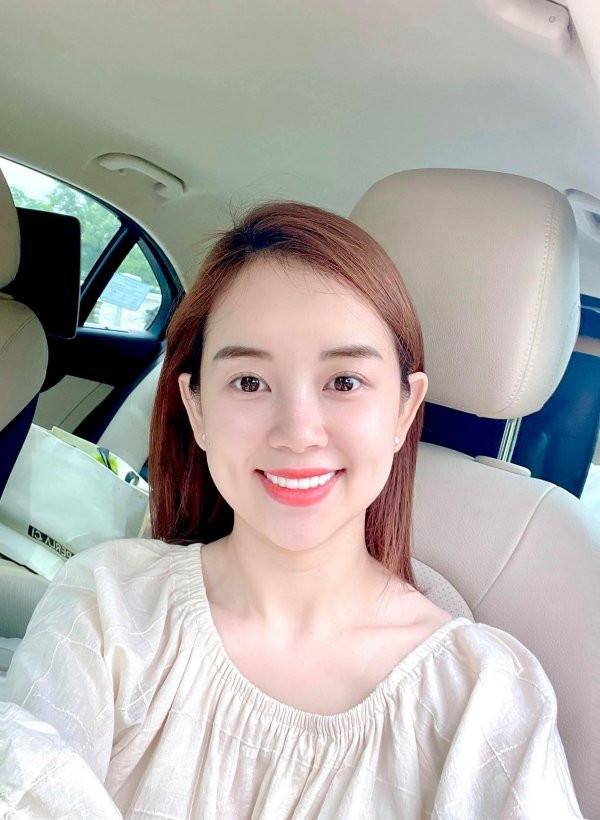 Cùng nhau lớn lên, Diệp Lâm Anh và Ly Kute khá thân thiết khi hợp từ sở thích đến cách nói chuyện.