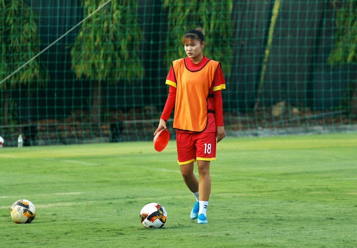 Bên cạnh đàn chị Diễm My, Thu Thương đã có những trưởng thành vượt bậc và tích lũy được rất nhiều kinh nghiệm từ World Cup này.