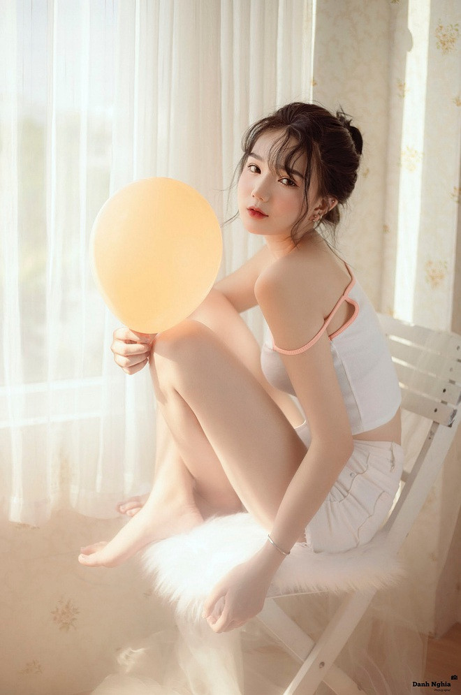 Để làm mới bản thân, gần đây Lâm quyết định theo đuổi phong cách gợi cảm.