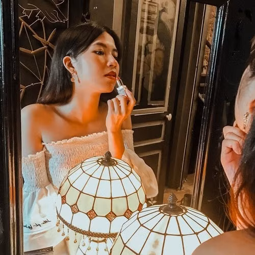 Sau thời gian du học ở Nhật Bản, Lan Thy đã quay về Việt Nam. Dù không thường xuyên cập nhật hình ảnh lên mạng xã hội nhưng cũng có thể thấy, nhan sắc của “hot girl ống nghiệm” đã thay đổi khá nhiều sau 6 năm tham gia Đường lên đỉnh Olympia.